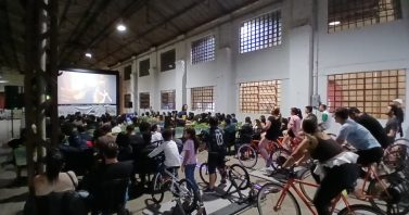 Mais de 200 pessoas compareceram ao Engenho Central para uma noite de cinema gratuito