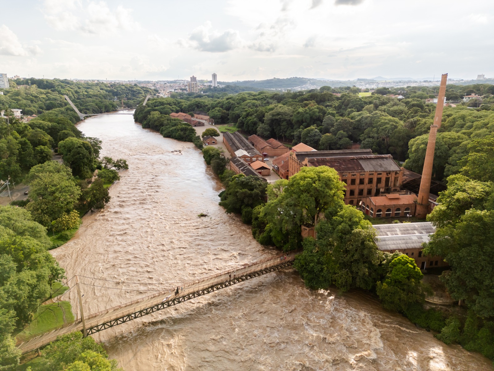 Piracicaba evita despejo de 40 bilhões de litros de esgoto nos rios por ano